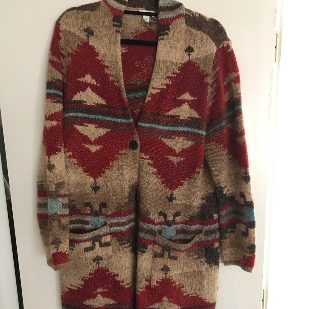 Great topper/ sweater